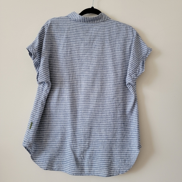 Kathmandu Short Sleeve Button-down Shirt - Picture 2 of 5